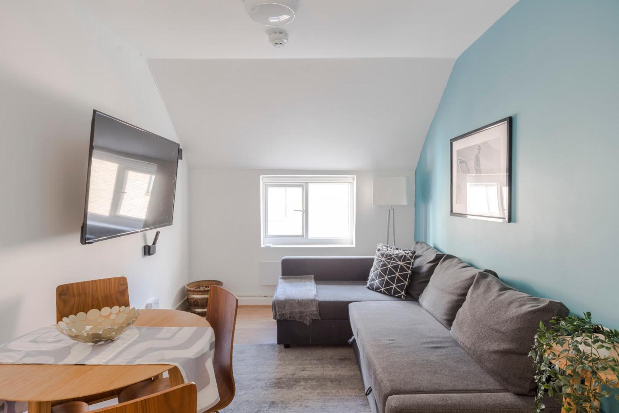 Wonderland - Fitzrovia - By Frankie Says Appartement Londen Buitenkant foto